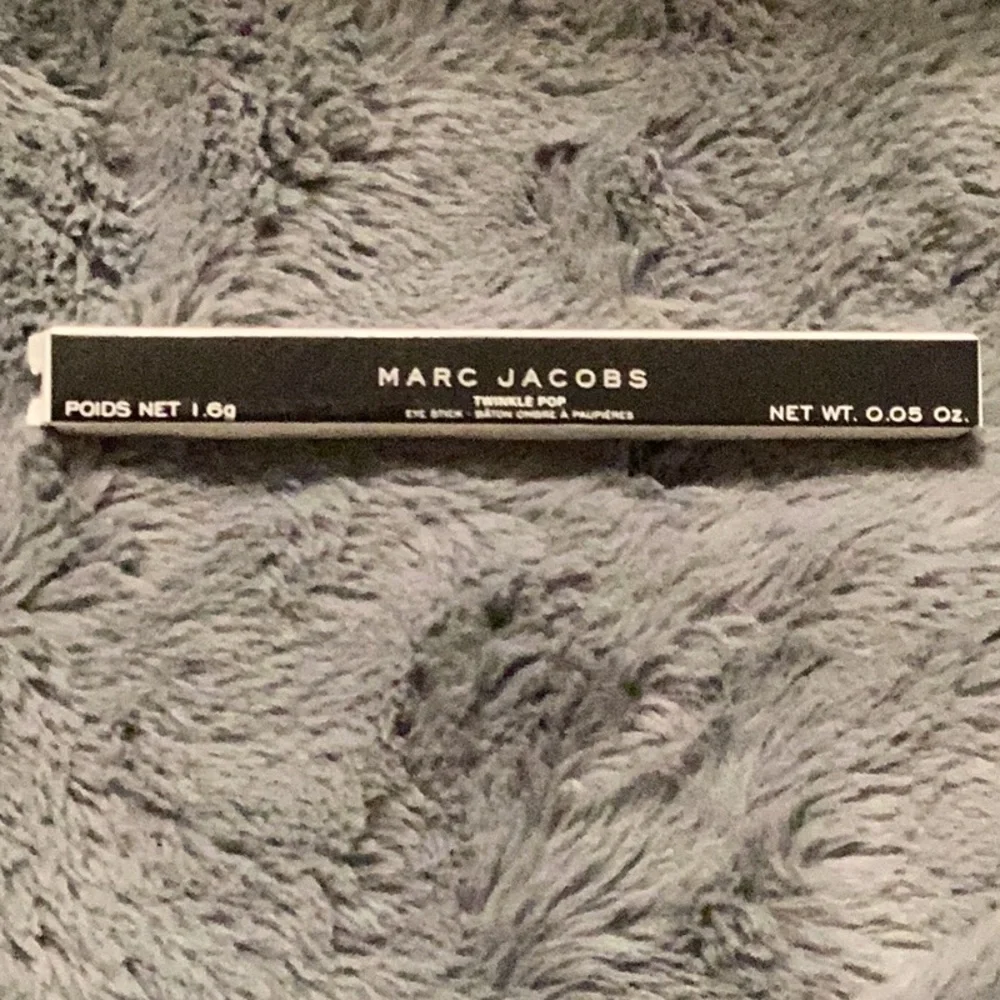 Marc Jacobs 408 Frannie Twinkle Pop - Picture 4 of 6